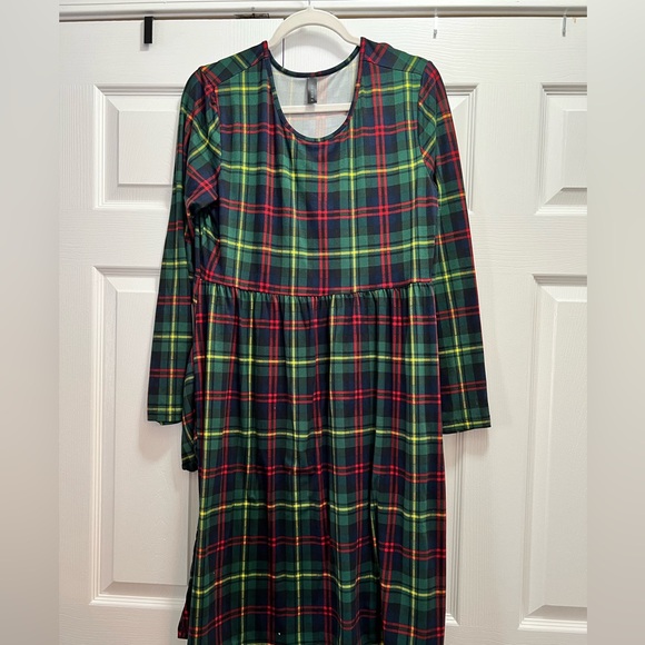 Plaid XL Dress with Pockets - Picture 1 of 1